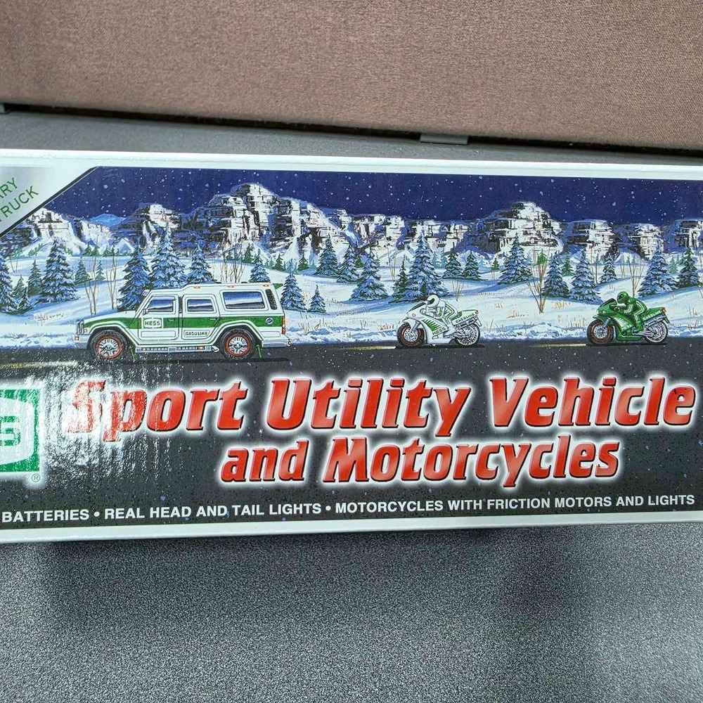Hess Sport Utility Vehicle and Motorcycles 2004 40th Anniversary SUV READ